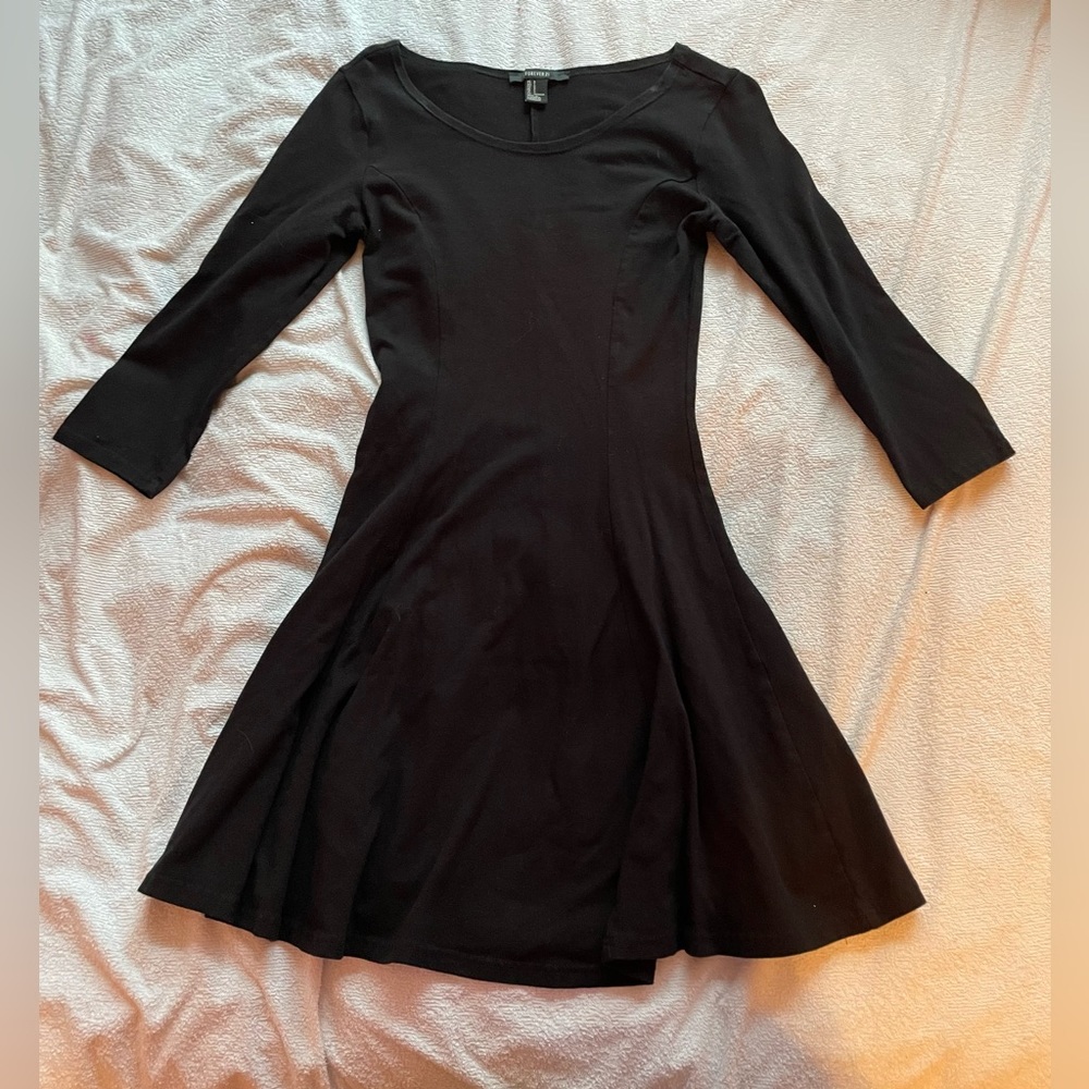 Forever 21 Black Sleeve Fit & Flare Short Dress